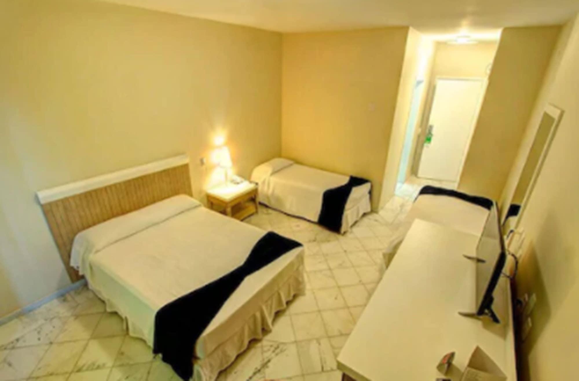 Hotel Atlantico บอมบินญัส ภายนอก รูปภาพ